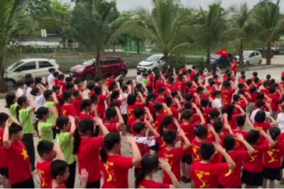 Kỉ niệm 51 năm ngày Giải phóng miền Nam thống nhất đất nước